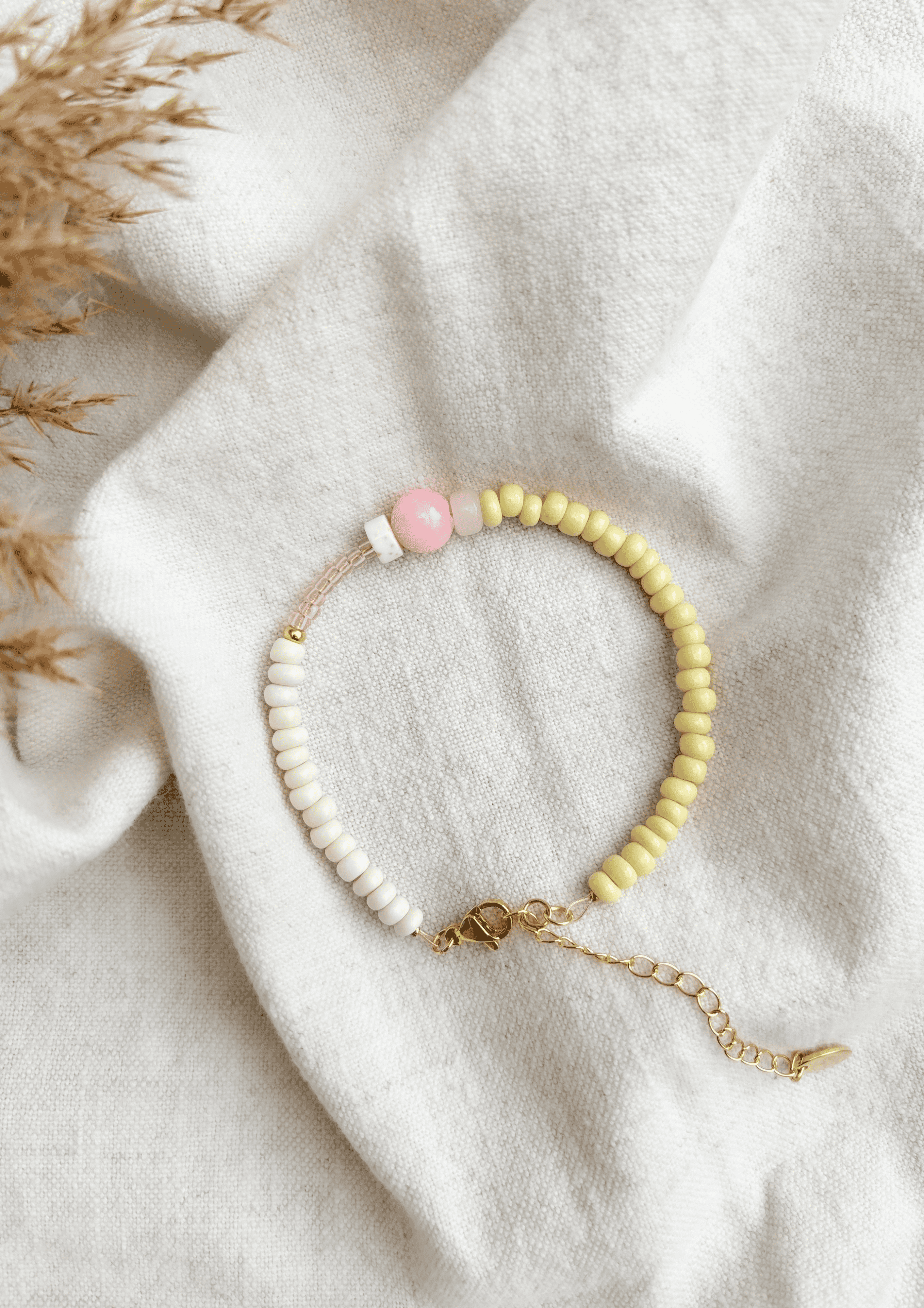 Perlenarmband ''Mia'' | butter yellow/pink | Allerliebst