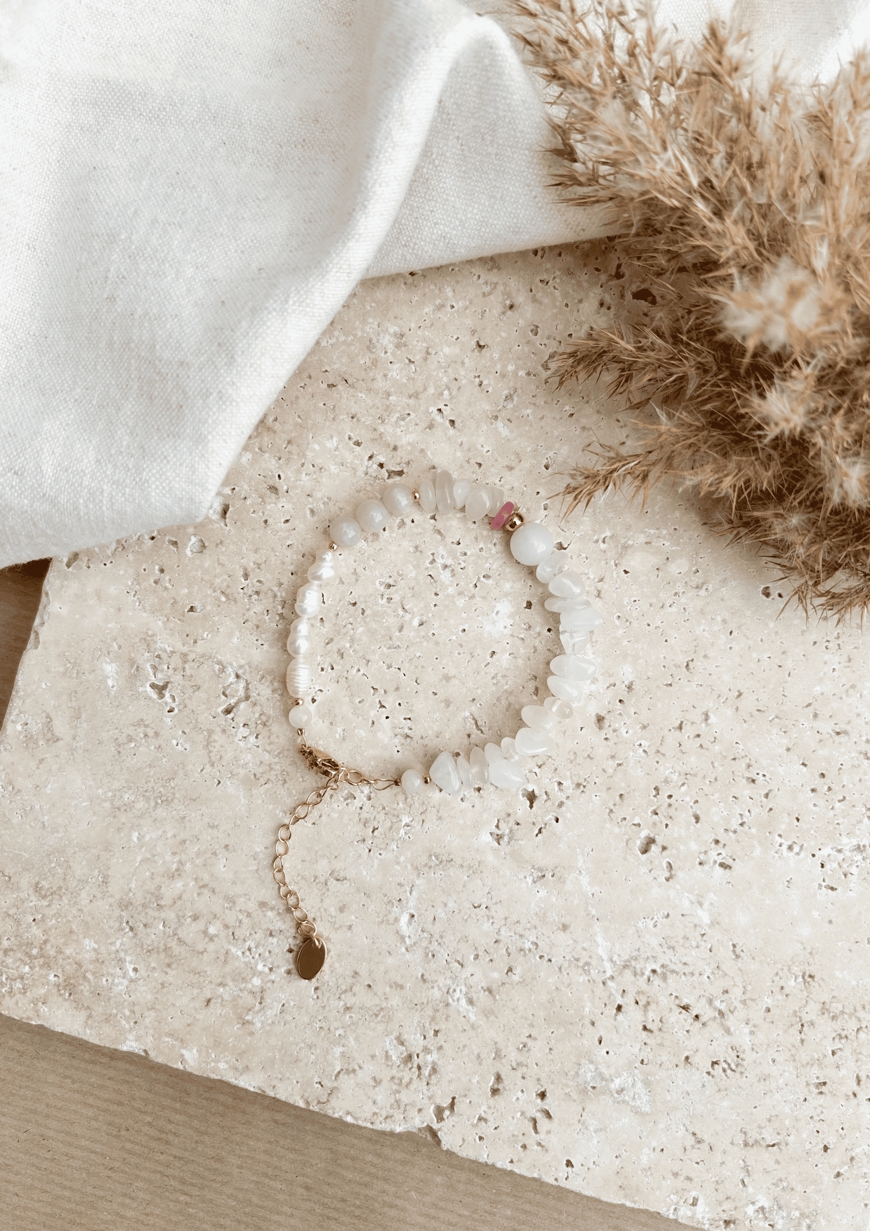 Perlenarmband ''Elodie'' | flieder | Allerliebst - Bild 2