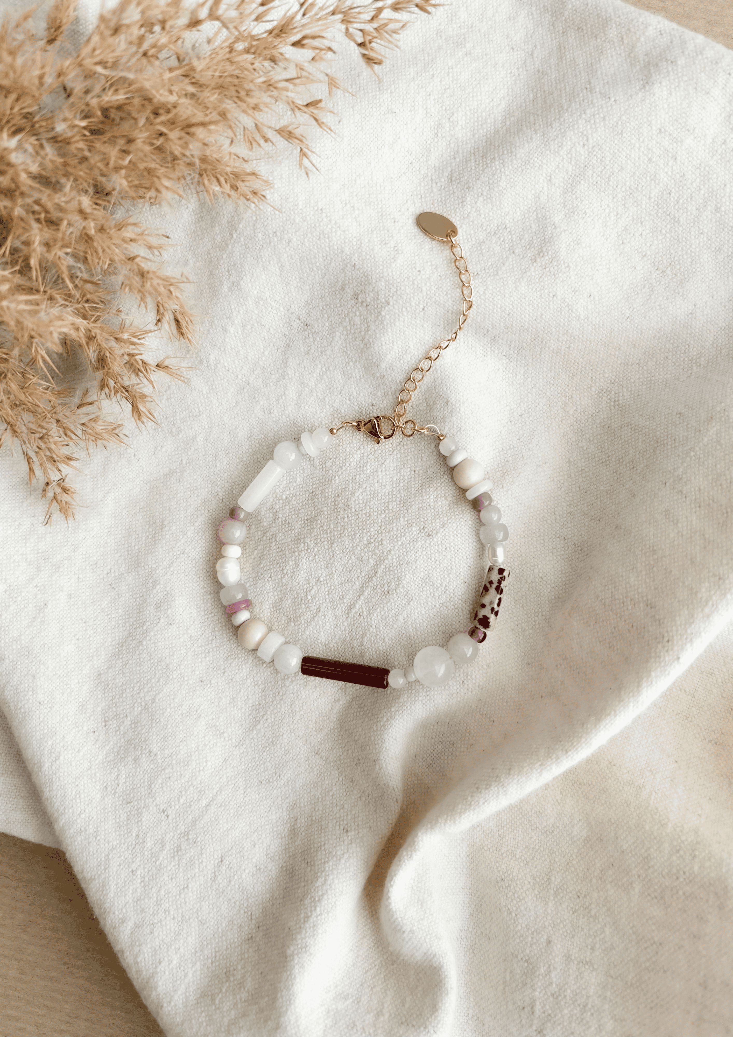 Perlenarmband ''Annelie'' | flieder/hellblau | Allerliebst - Bild 3