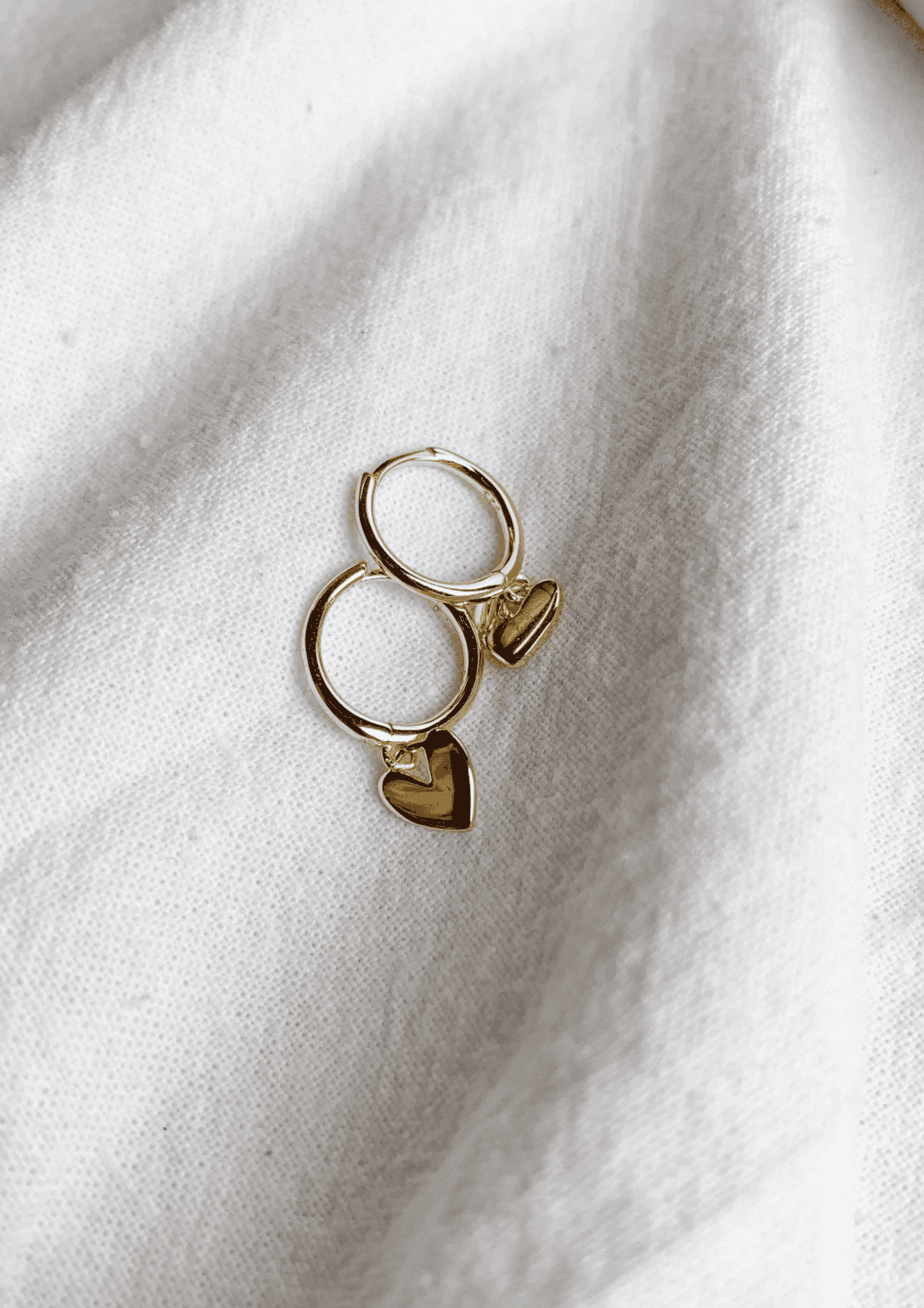 Heart Charm Creolen "Valentina" | gold | Love Local Jewelry