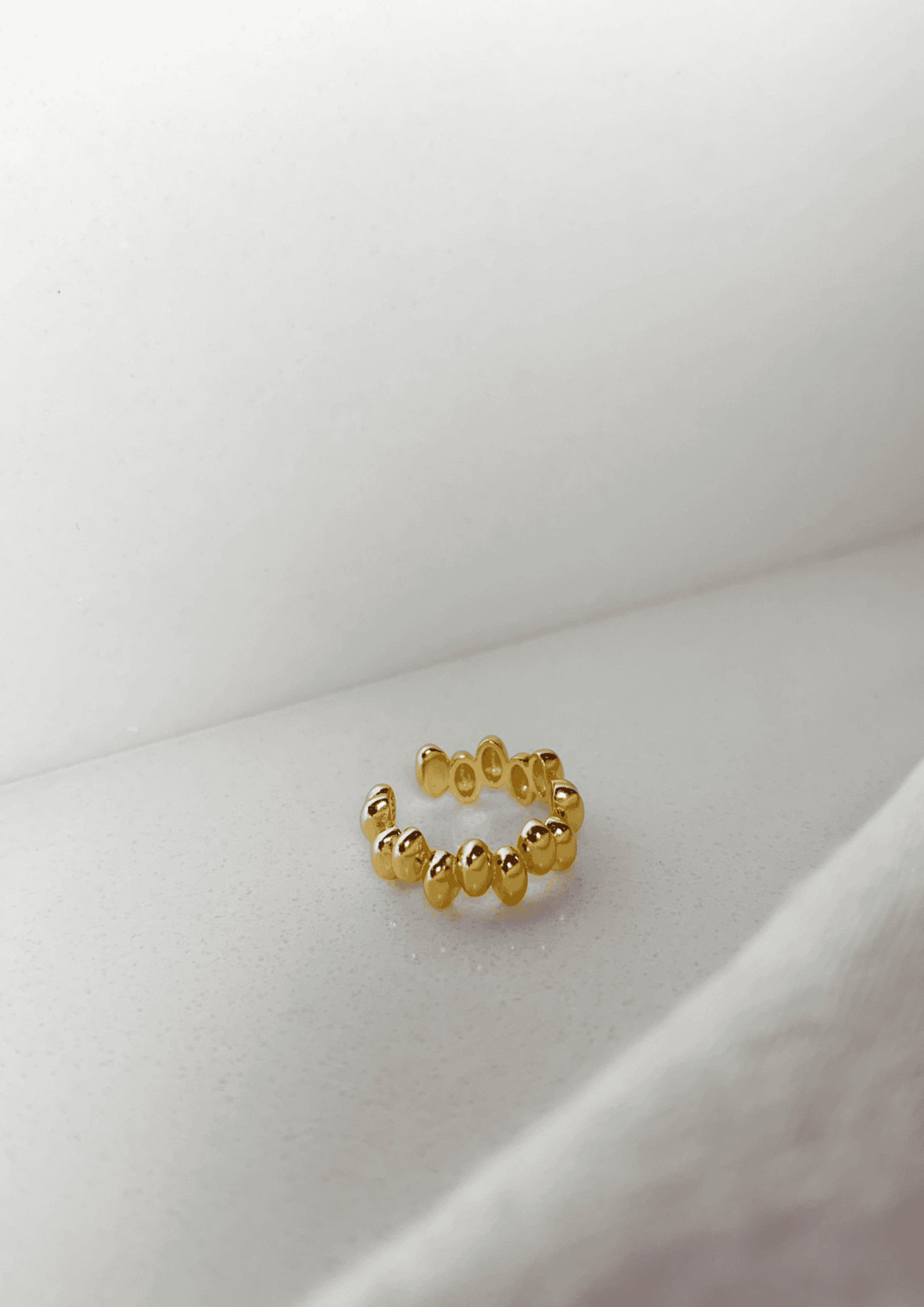 Ohr Manschette "Lena" | gold | LOVE LOCAL JEWELRY - Bild 2