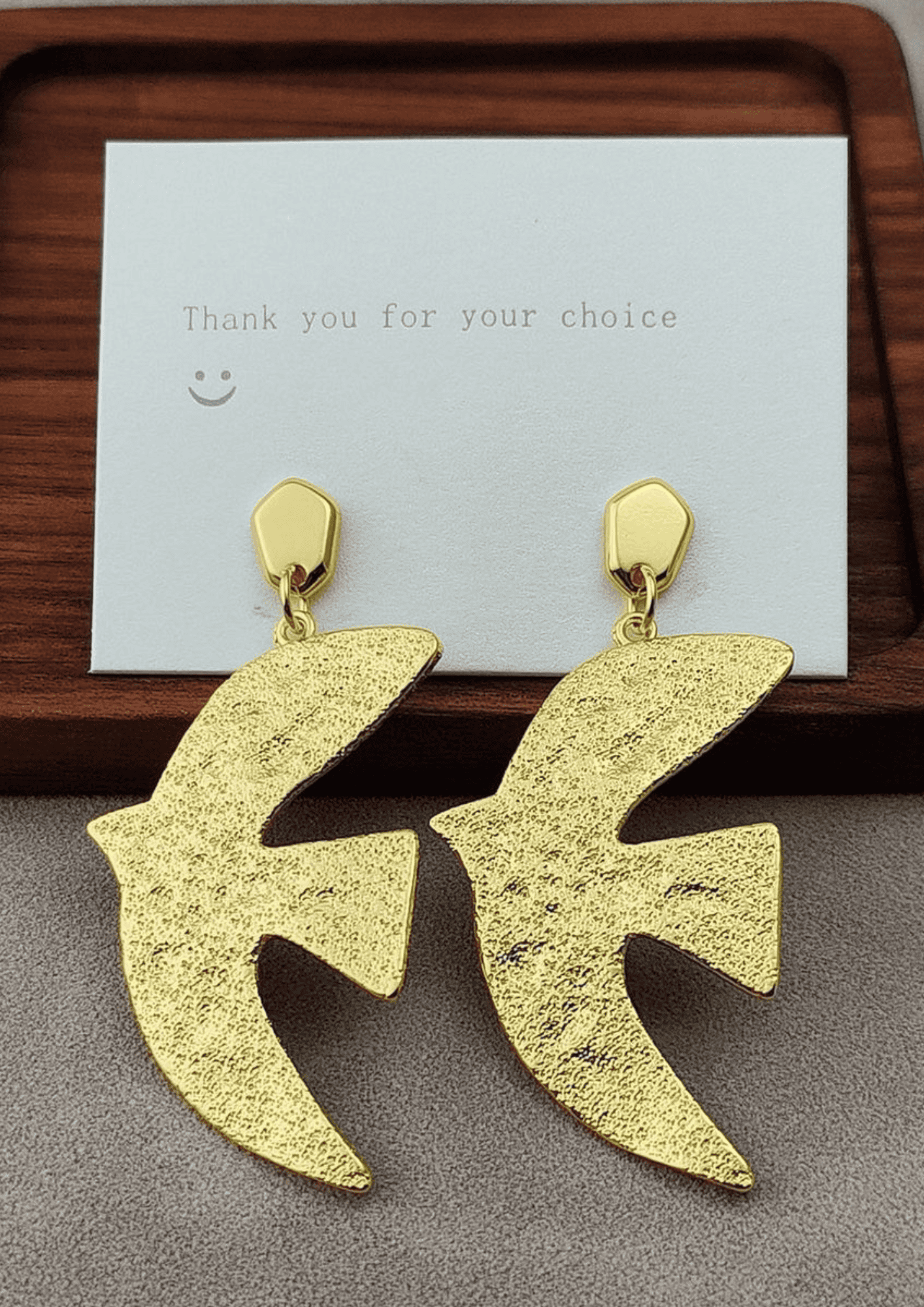Statement Ohrringe "Dove" | gold | CICI'DE JEWELRY AMSTERDAM - Thumbnail-Bild 2