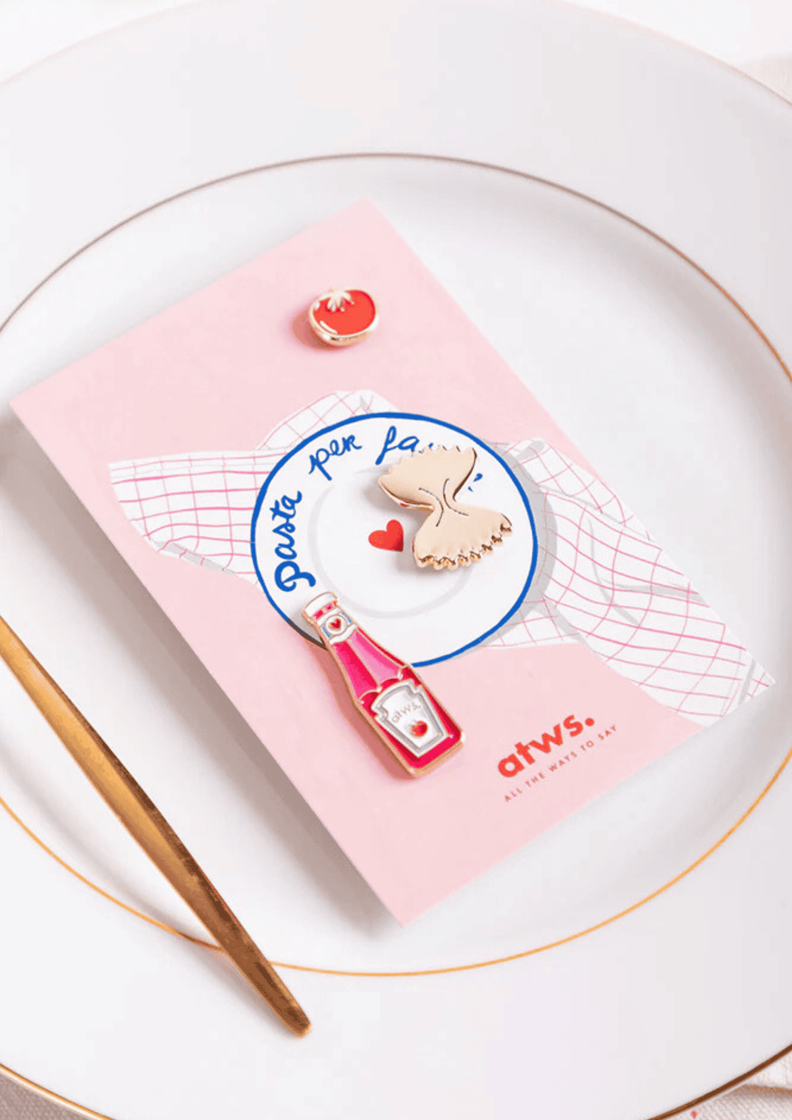 Pins ''Pasta Lover'' | gold | ALL THE WAYS TO SAY