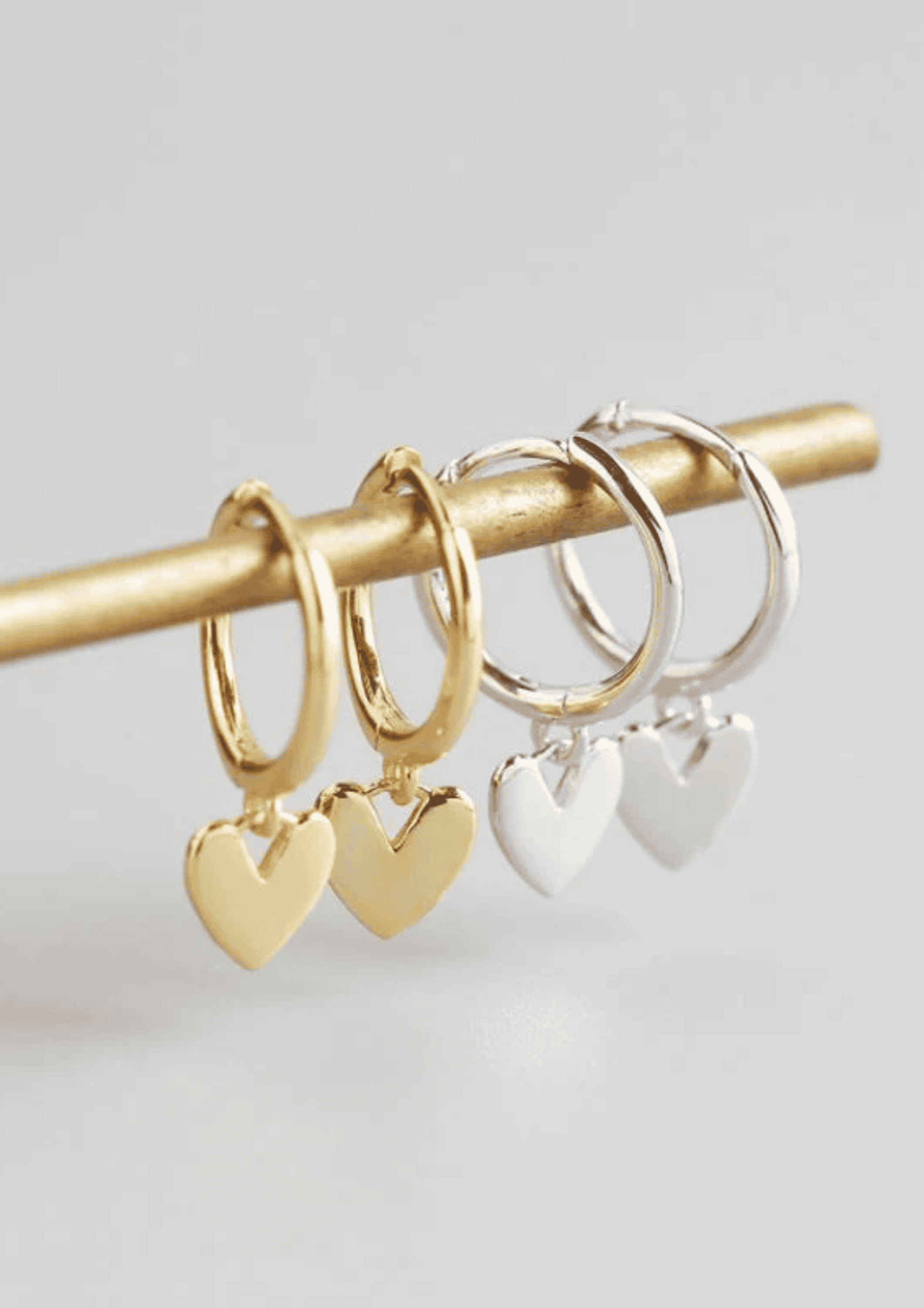 Heart Charm Creolen "Valentina" | gold | Love Local Jewelry - Bild 2