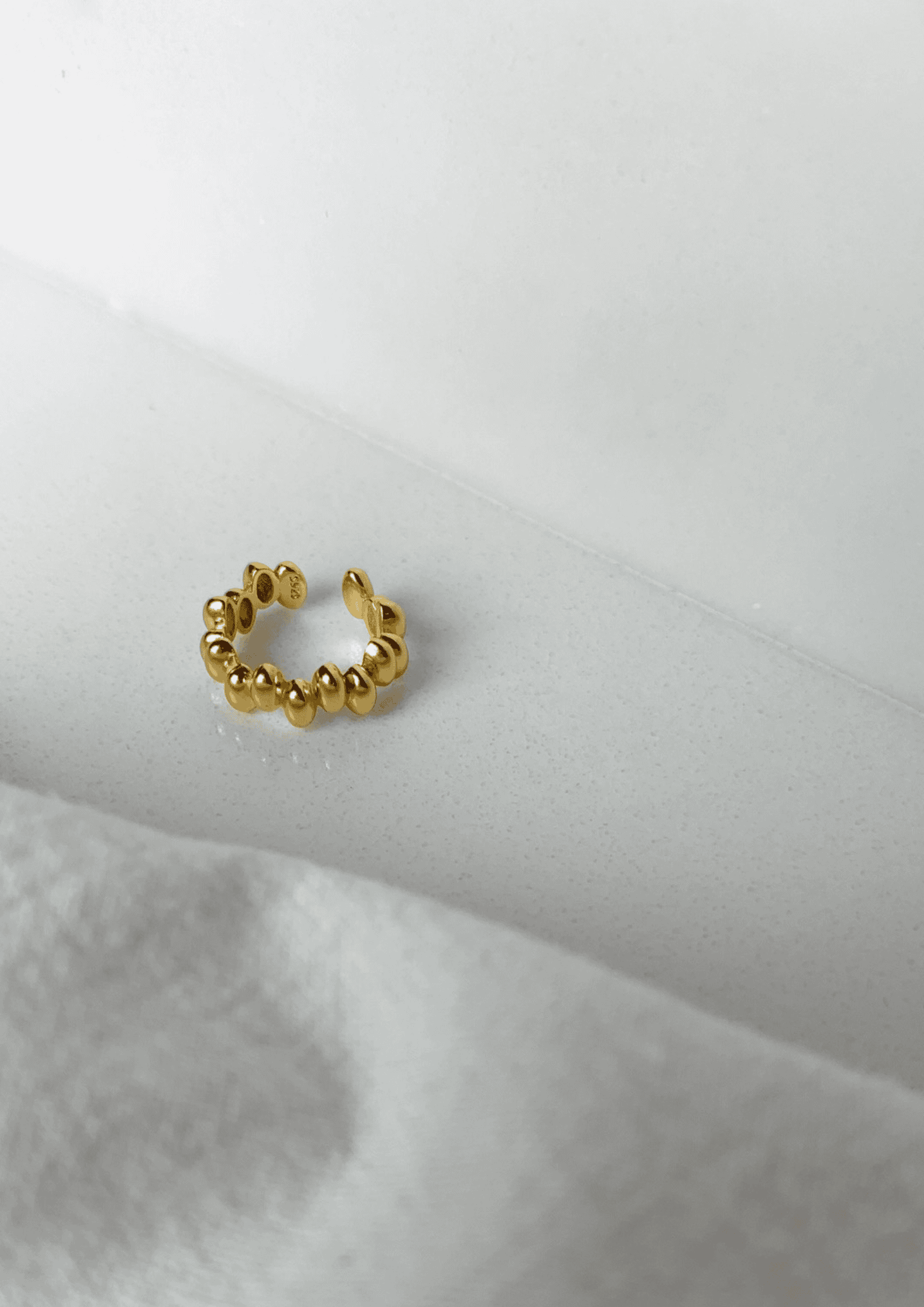 Ohr Manschette "Lena" | gold | LOVE LOCAL JEWELRY - Bild 3