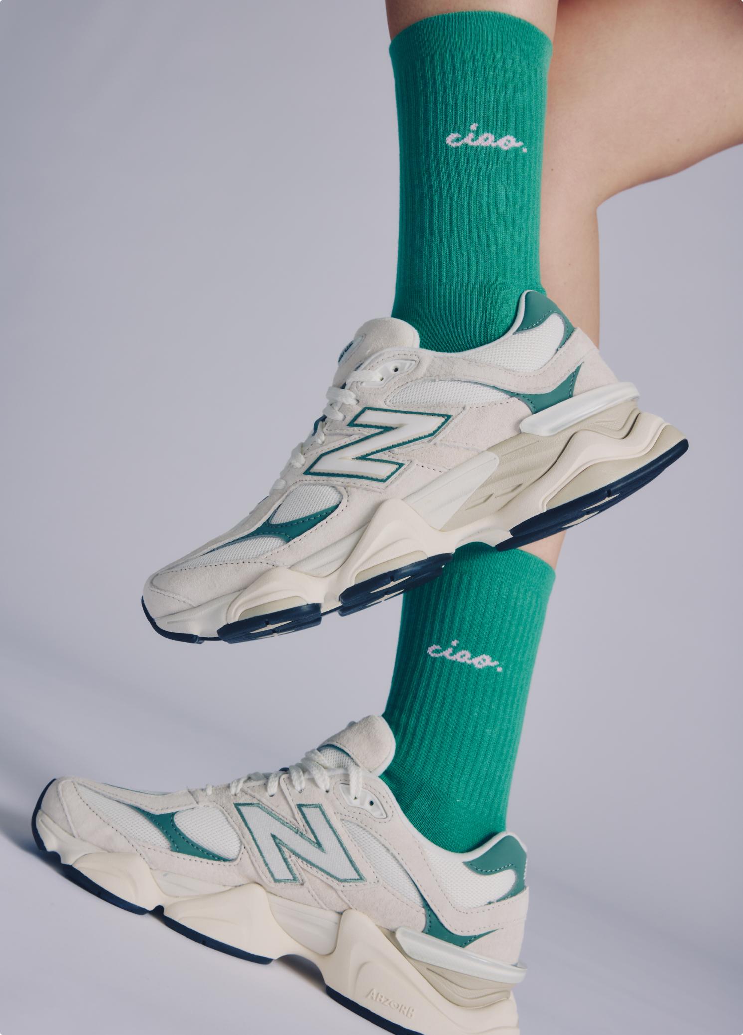 Statement Socken ''Ciao'' | Größe 35-38 | grün/zartrosa | NO BAD DAYS CLUB - Bild 5