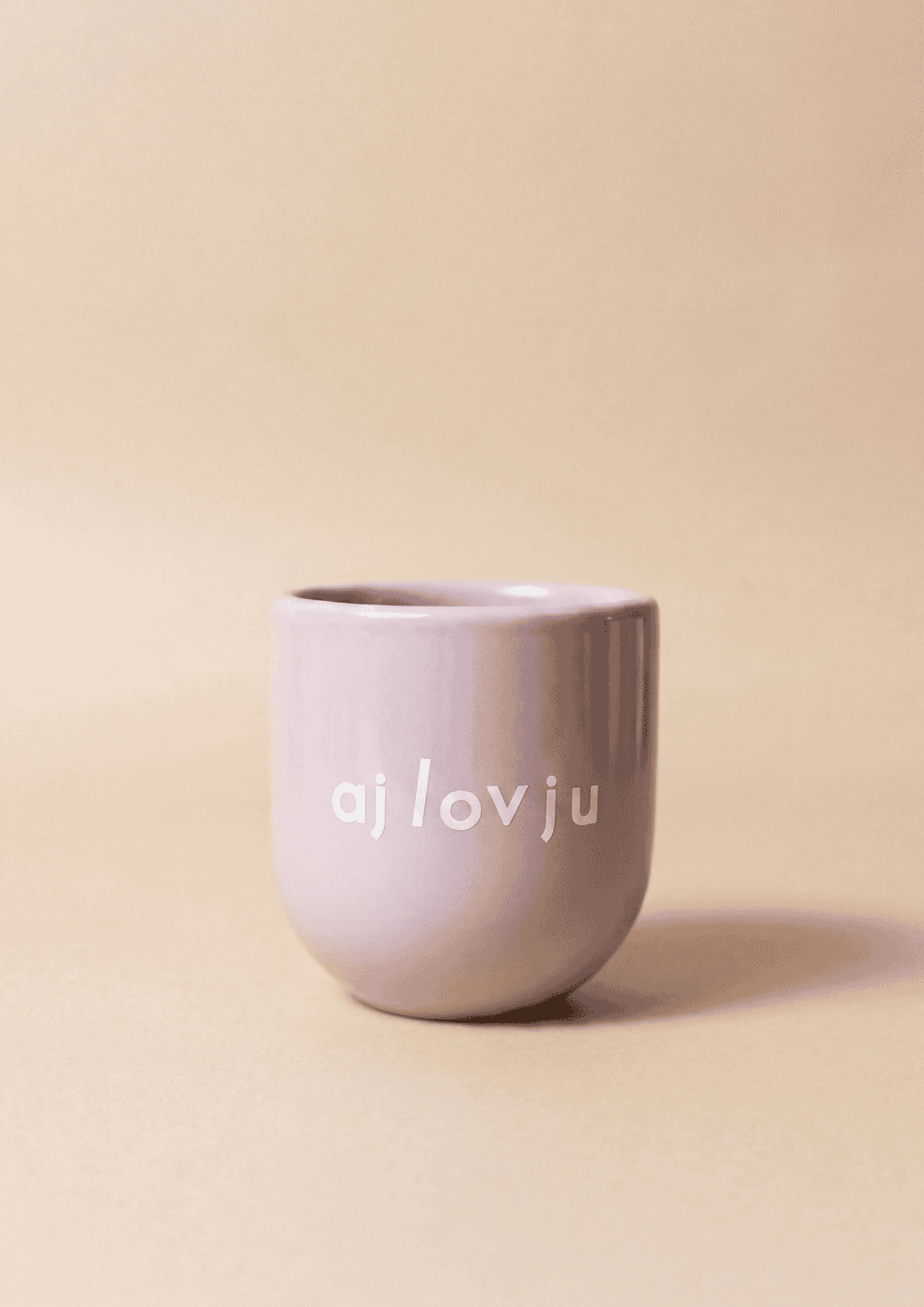 Statement Tasse "Aj lov ju" | lila/weiß | SISI, HOUSE OF STYLE