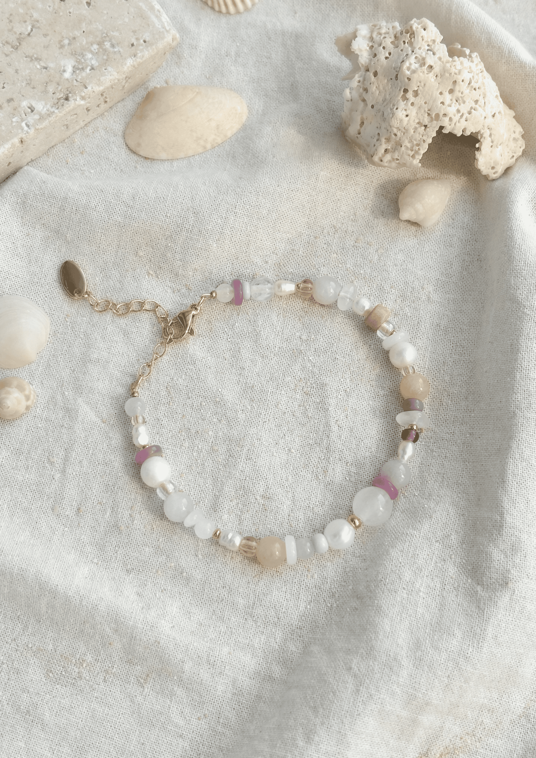 Perlenarmband ''Romy'' | peach/lavendel | Allerliebst - Bild 2