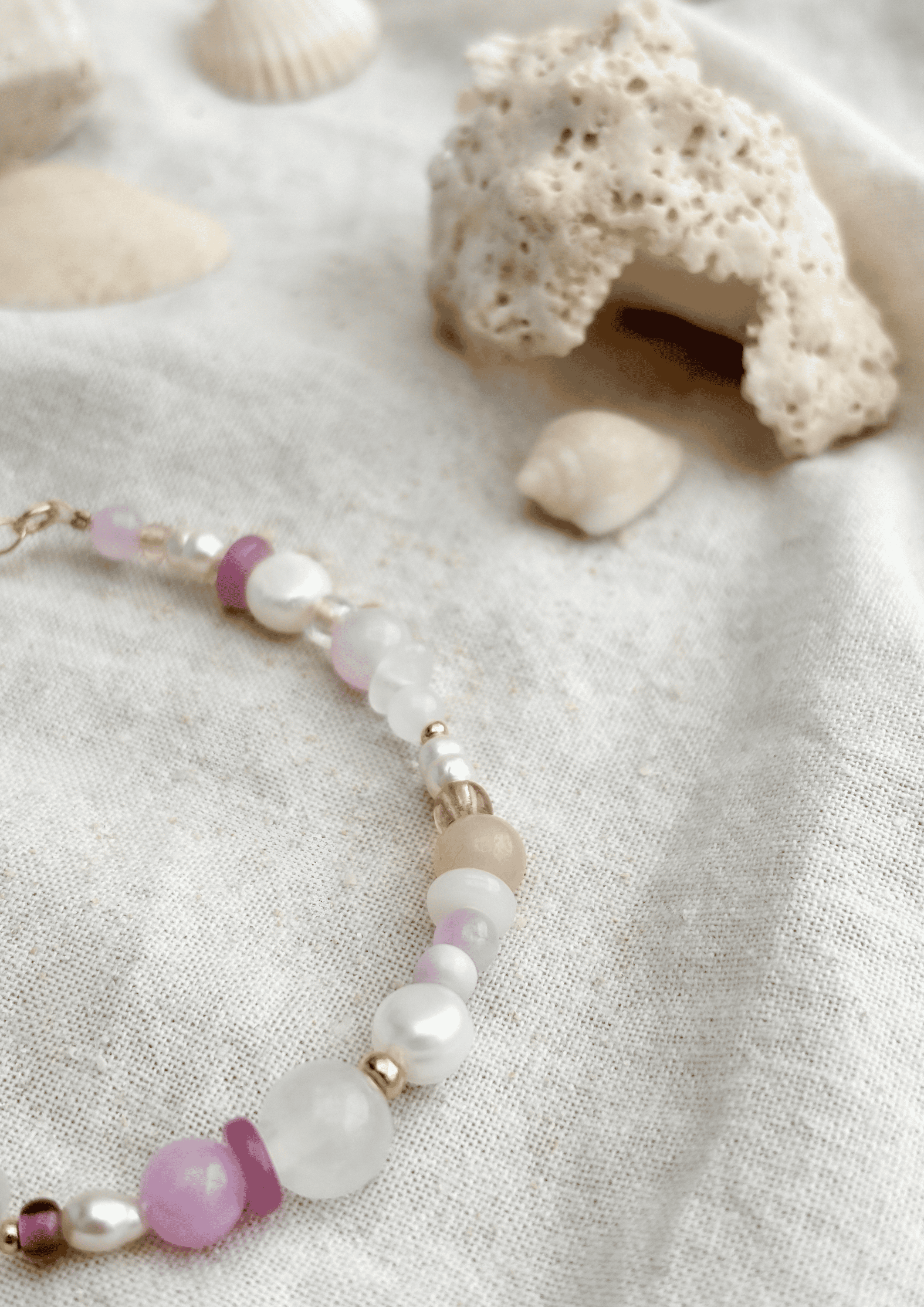 Perlenarmband ''Romy'' | peach/lavendel | Allerliebst - Bild 5