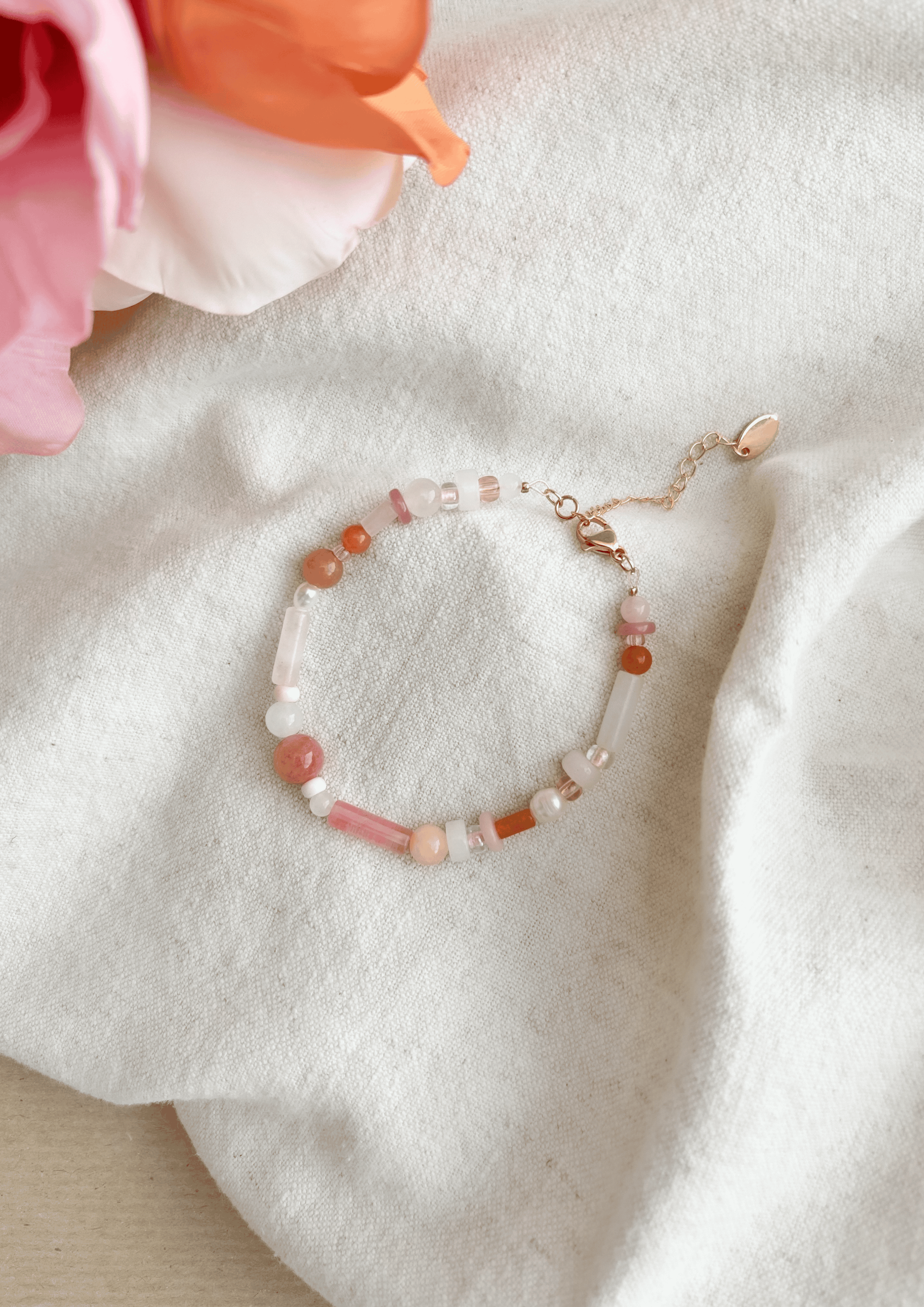 Perlenarmband ''Liv'' | rosa/peach | Allerliebst - Bild 3