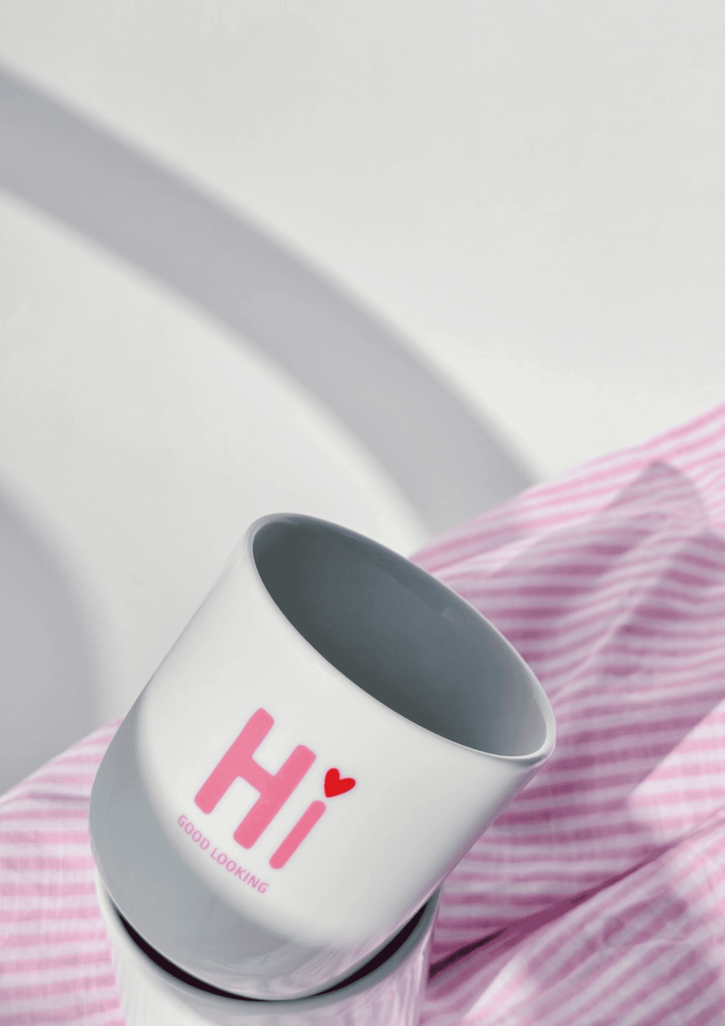 Porzellanbecher ''Hi Good Looking'' | Goldscherben - Bild 2